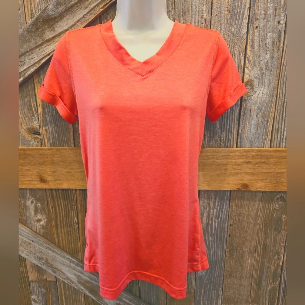 The North Face Women's SMALL Short Sleeve Athletic Flash Dry Pink Yoga EUC